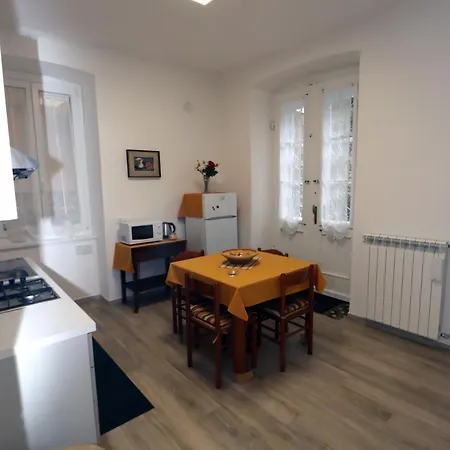 Vignola 6 アパート