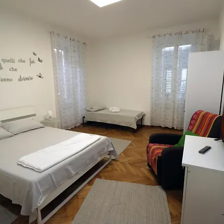 Vignola 6 Appartamento Trieste